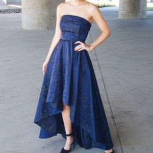 NWT Laundry by Shelli Segal High Low Dress/Gown